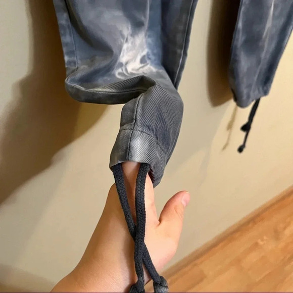 NWT Anthropologie Sanctuary Carefree Cargo Joggers Pants in Blue Tie-Dye Sz XS - Picture 4 of 11